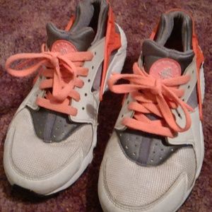 Huarache Nike sneakers